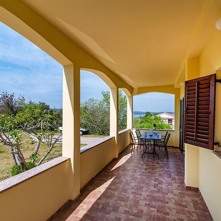 Apartment Marija Novigrad  Eksteriør billede