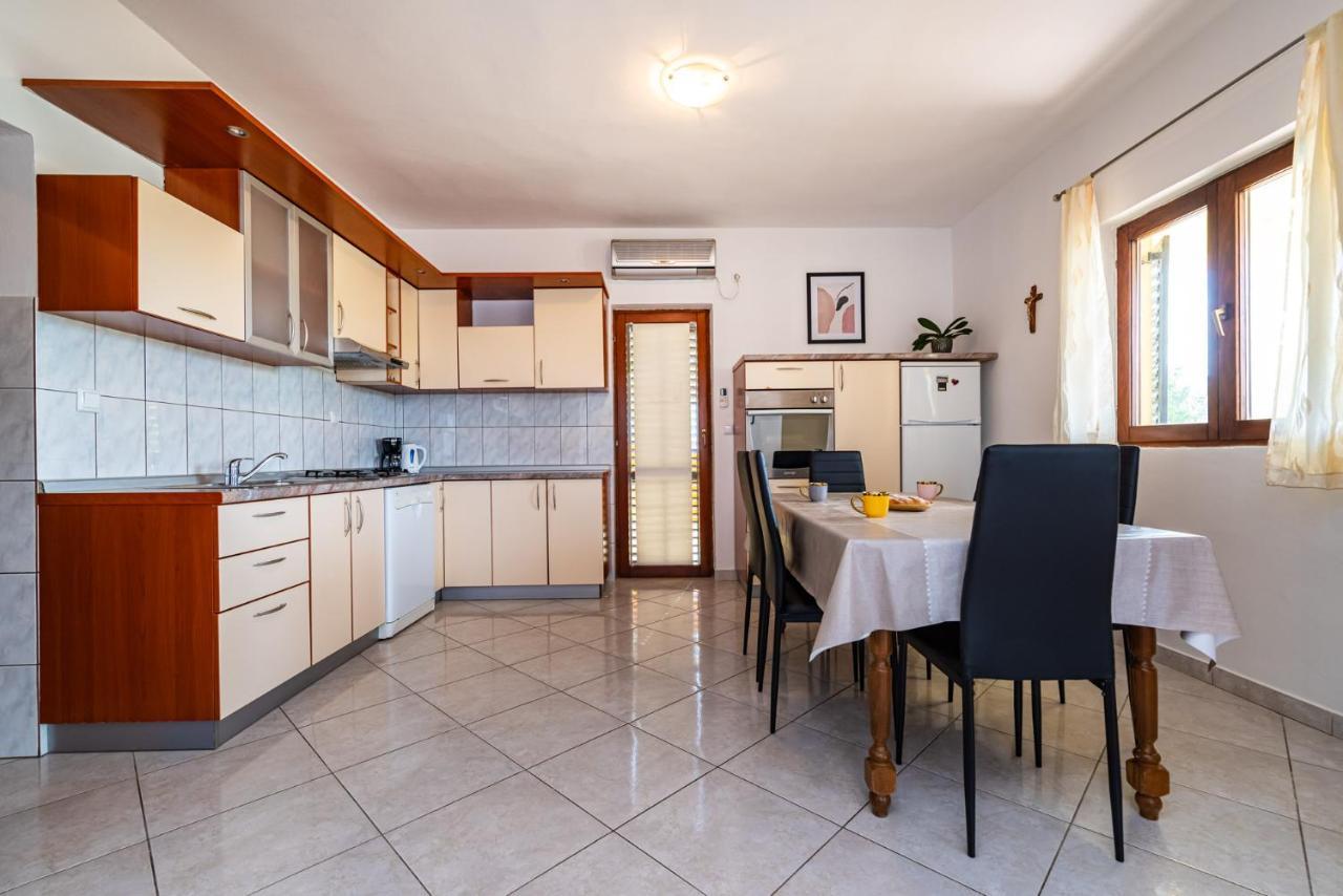 Apartment Marija Novigrad  Eksteriør billede