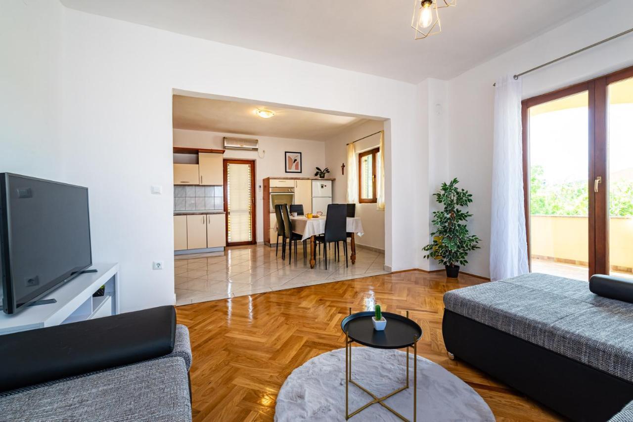 Apartment Marija Novigrad  Eksteriør billede