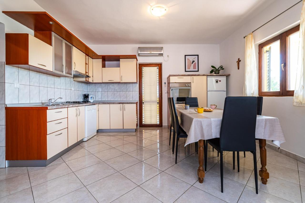 Apartment Marija Novigrad  Eksteriør billede